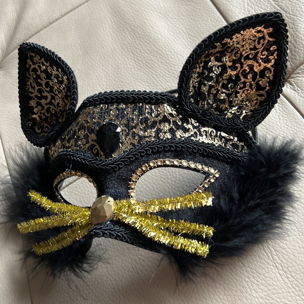 HALLOWEEN CAT MASQUERADE MASK